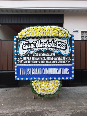 Papan Bunga Duka di Mertelu
